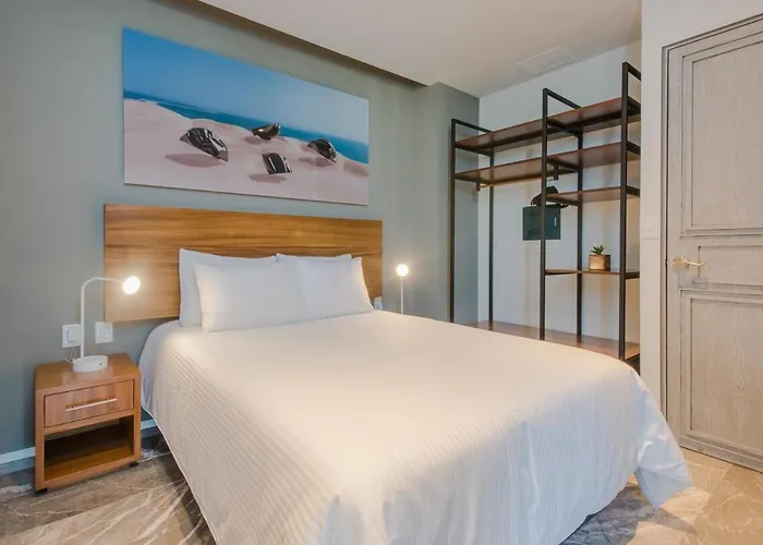 Singular Joy - 2 Bedroom With Street View Playa del Carmen
