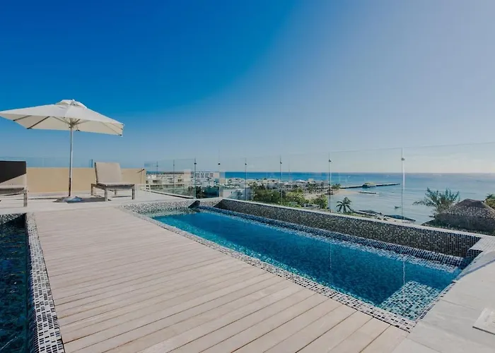 Singular Joy - 2 Bedroom With Street View * Playa del Carmen